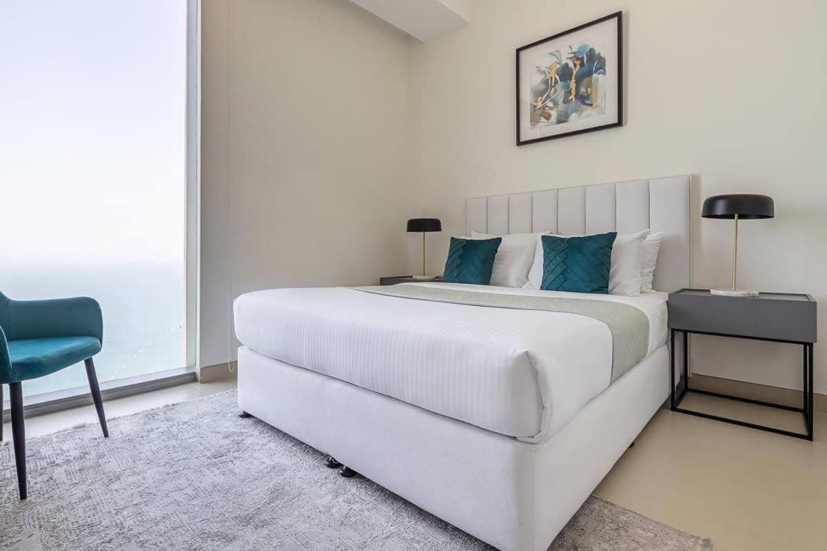 Frank Porter - 5242 Emaar Tower Dubai Luaran gambar